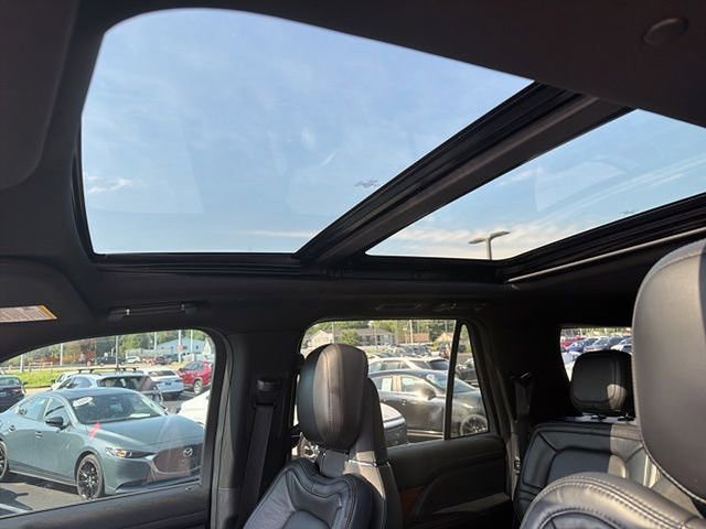 Used 2020 Lincoln Navigator L Reserve w/ Luxury Package AWD/4WD image 18