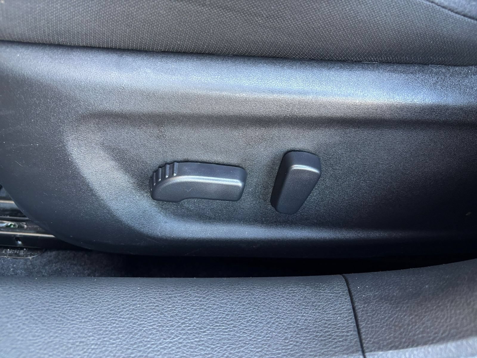 Used 2025 Nissan Altima 2.5 SV FWD image 22