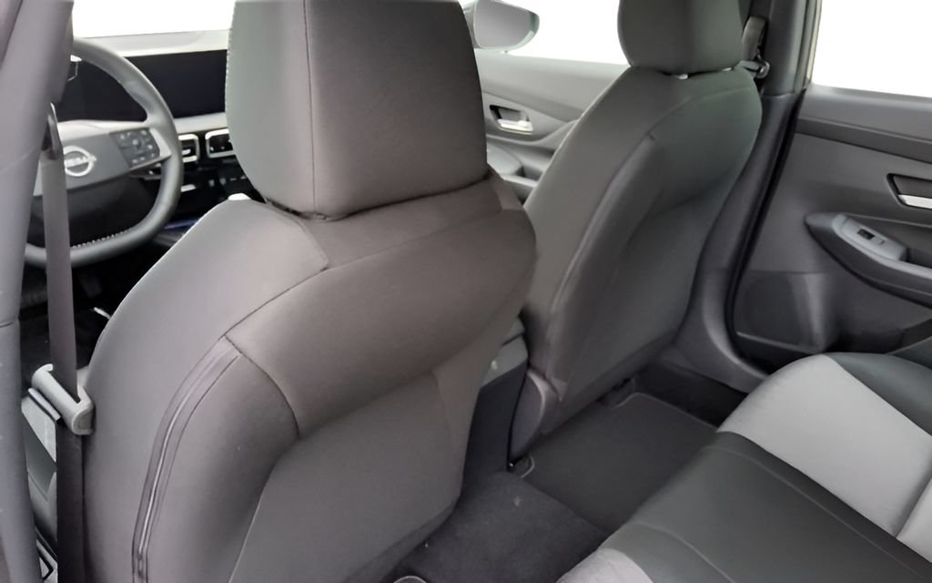 New 2026 Nissan Sentra SV w/ SV Convenience Package FWD image 25