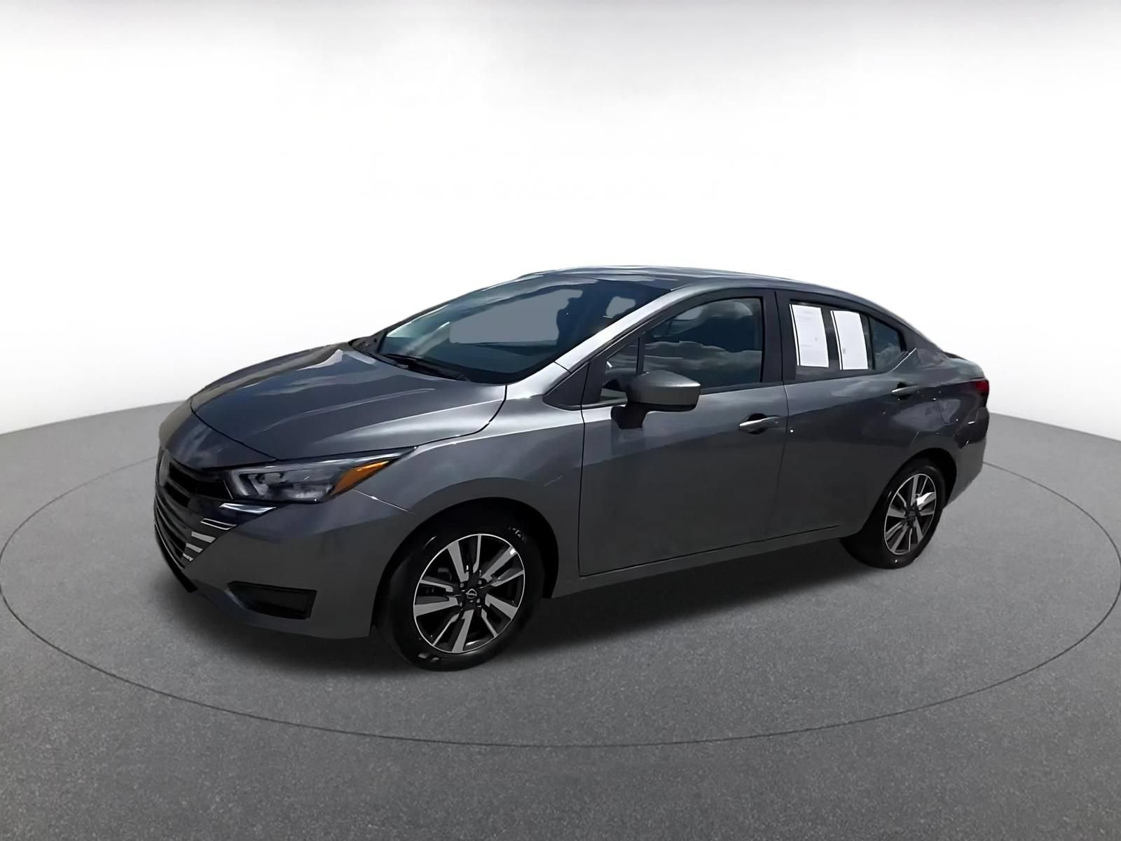 Used 2025 Nissan Versa SV FWD image 8