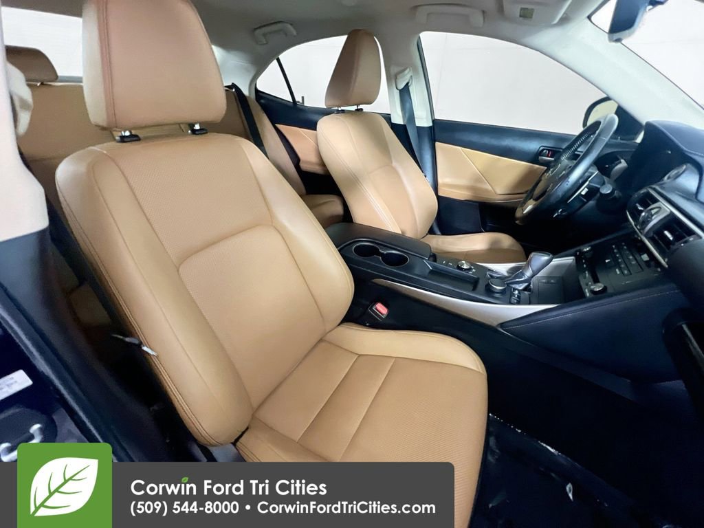 Used 2017 Lexus IS 300 AWD w/ Premium Package image 16