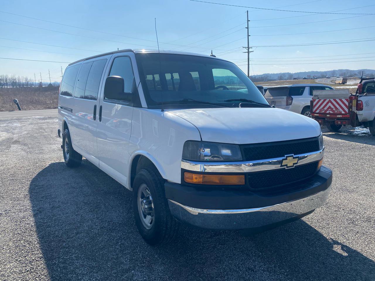 Used 2015 Chevrolet Express 3500 LT w/ LT Preferred Equipment Group RWD image 4