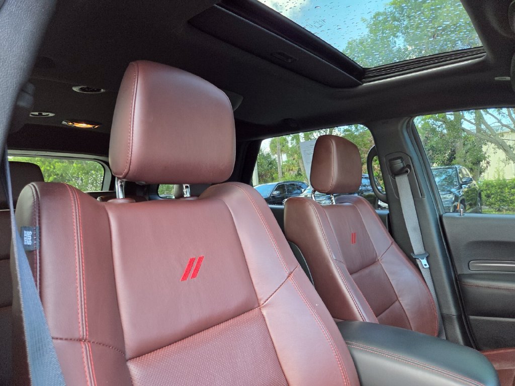 Used 2023 Dodge Durango GT RWD image 16