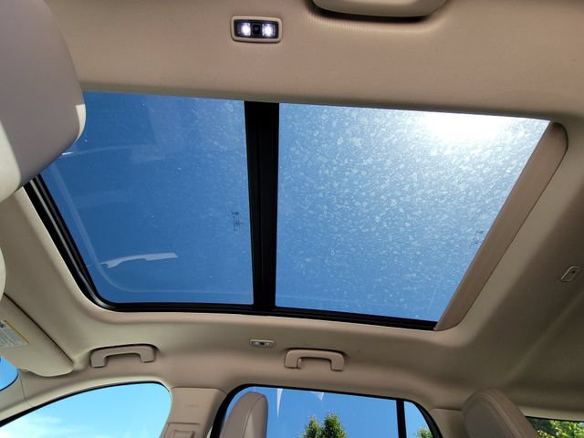 Used 2022 Lincoln Aviator AWD w/ Premium Package image 11