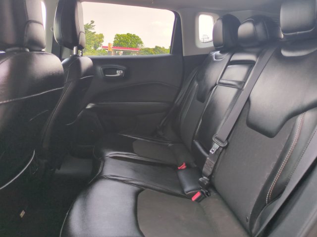 Used 2018 Jeep Compass Latitude w/ Popular Equipment Group AWD/4WD image 14