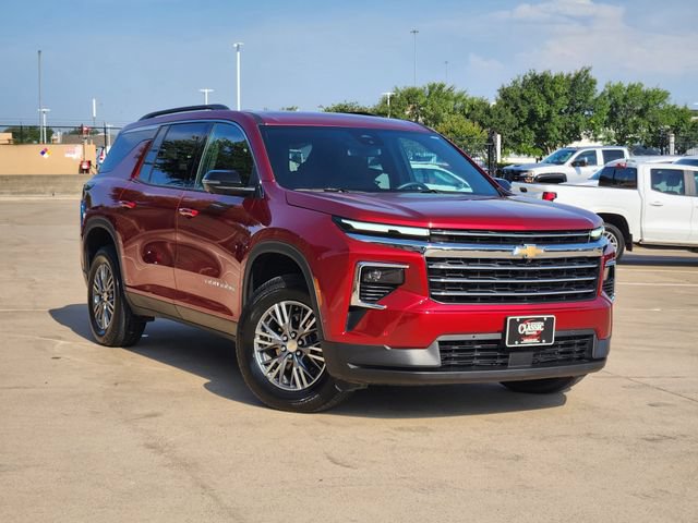 Used 2024 Chevrolet Traverse LT w/ Enhanced Driving Package FWD video 2