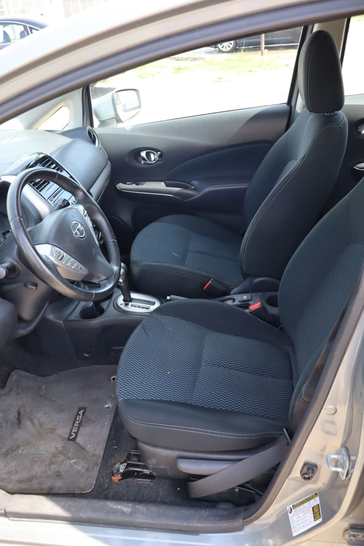 Used 2015 Nissan Versa Note SV image 6