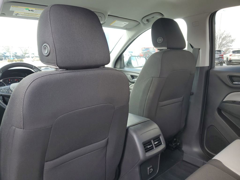 Used 2020 Chevrolet Equinox LT image 30