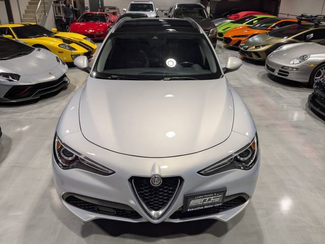 Used 2020 Alfa Romeo Stelvio Ti w/ Active Blind Spot Package AWD/4WD image 14