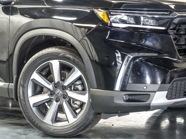 Used 2023 Honda Pilot Touring image 4