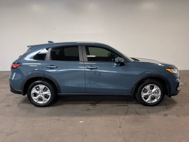 Used 2023 Honda HR-V LX image 2