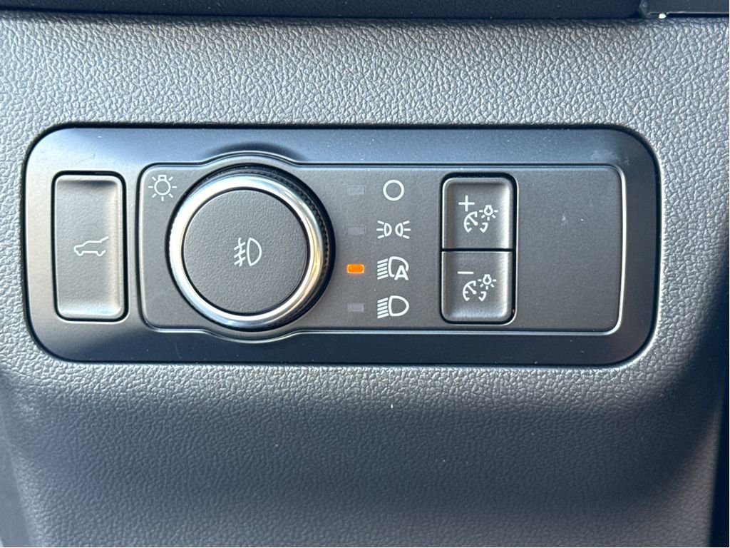 Used 2023 Ford Escape ST-Line Select w/ Tech Pack #2 image 12