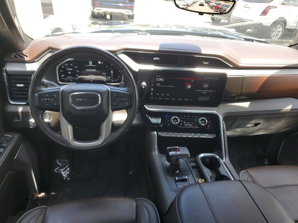 Certified 2023 GMC Sierra 1500 Denali w/ Denali Reserve Package AWD/4WD image 14
