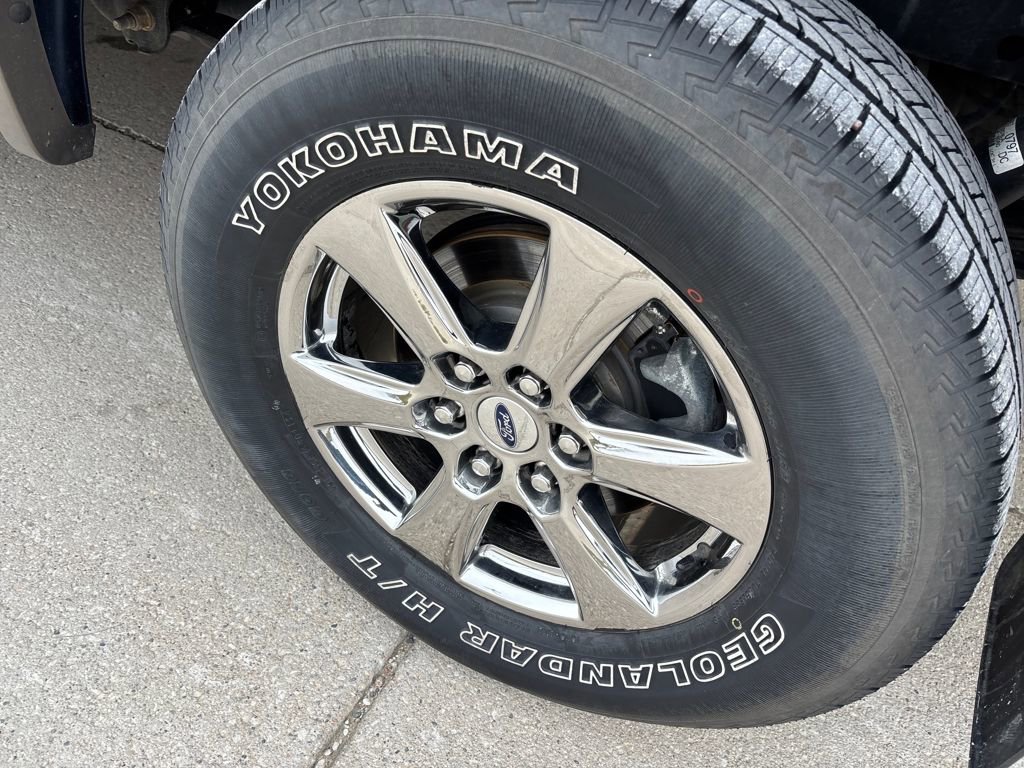 Used 2020 Ford F150 Lariat w/ Equipment Group 502A Luxury image 8