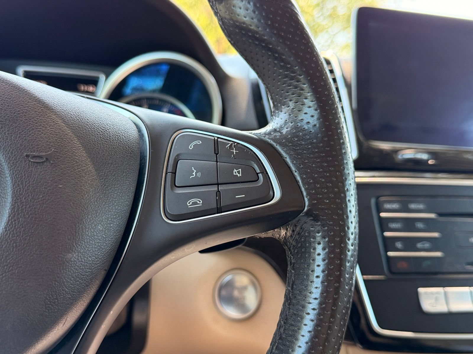 Certified 2017 Mercedes-Benz GLE 350 image 26