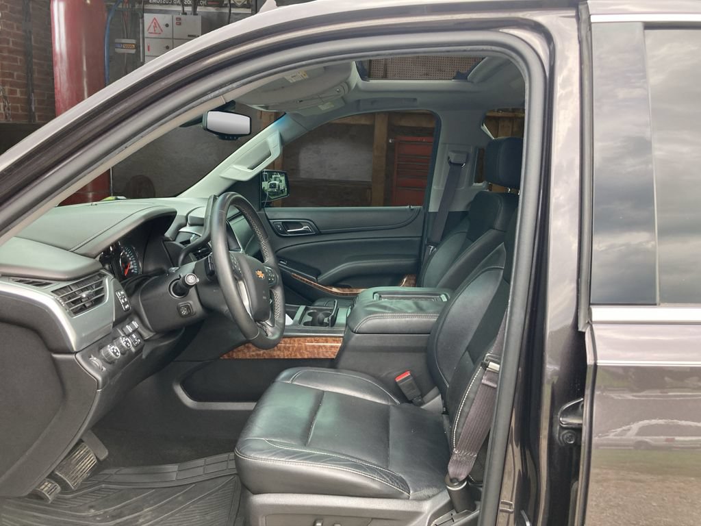 Used 2015 Chevrolet Tahoe LTZ AWD/4WD image 17