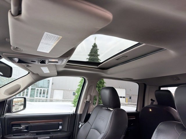 Used 2015 RAM 1500 Laramie w/ Convenience Group image 20