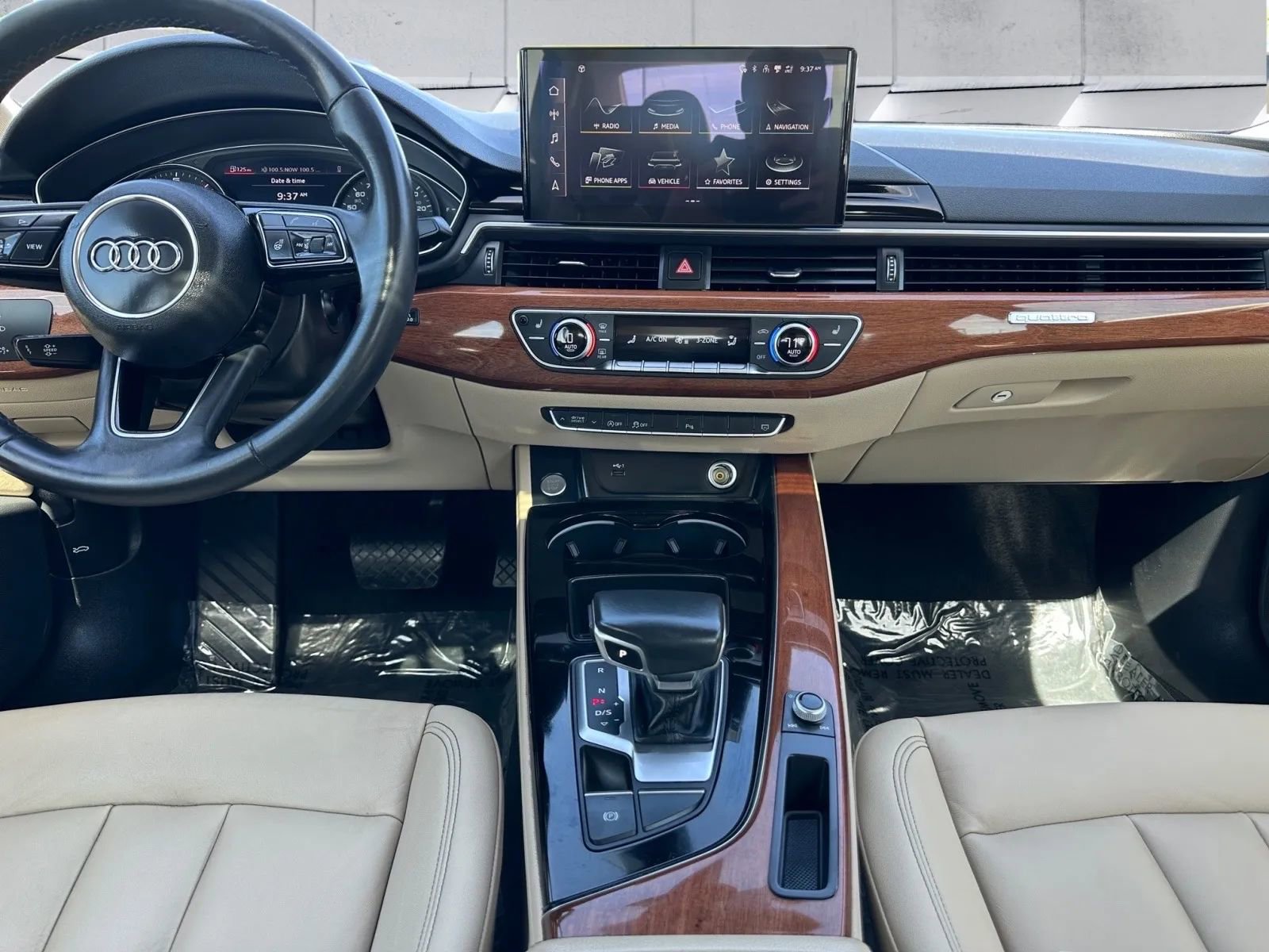 Used 2021 Audi A4 2.0T Premium w/ Convenience Package image 13