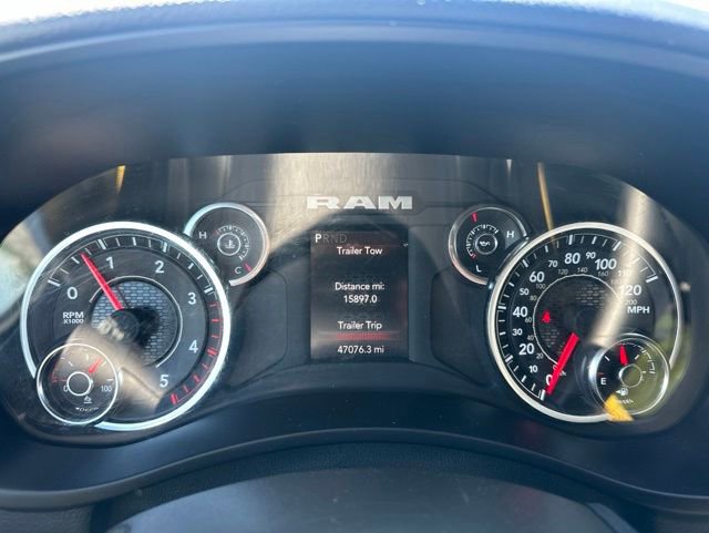 Used 2024 RAM 3500 Big Horn AWD/4WD image 17