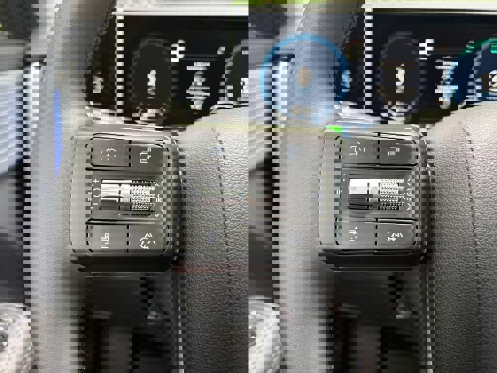 New 2025 Hyundai Santa Fe Limited image 38