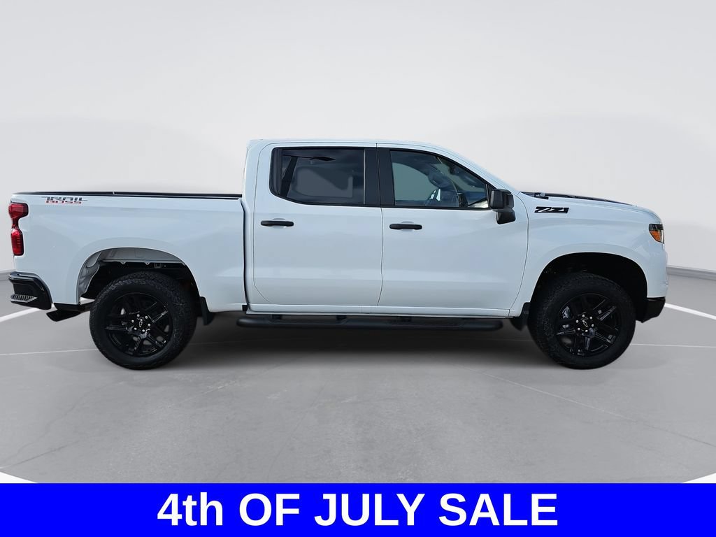 New 2026 Chevrolet Silverado 1500 Custom Trail Boss w/ Turbomax Blackout Package AWD/4WD image 2