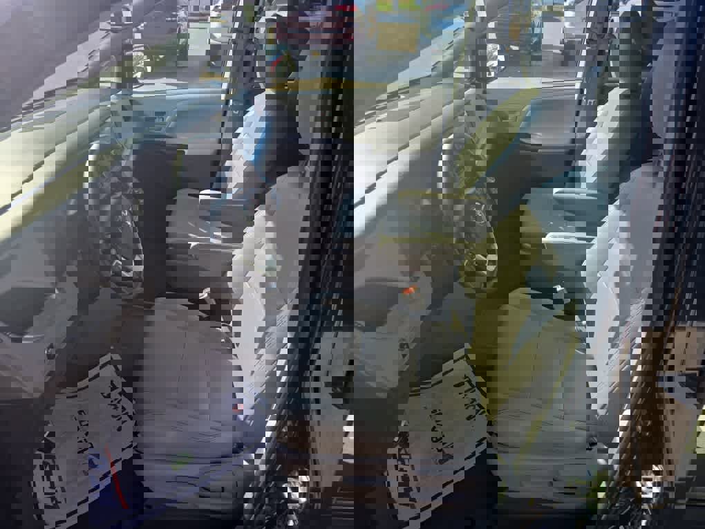 Used 2020 Toyota Sienna L image 12