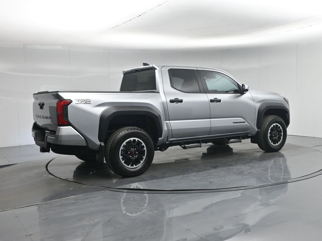 Used 2025 Toyota Tacoma TRD Off-Road image 28
