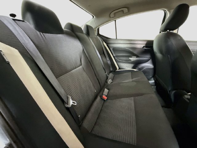 Used 2021 Nissan Versa SV FWD image 26