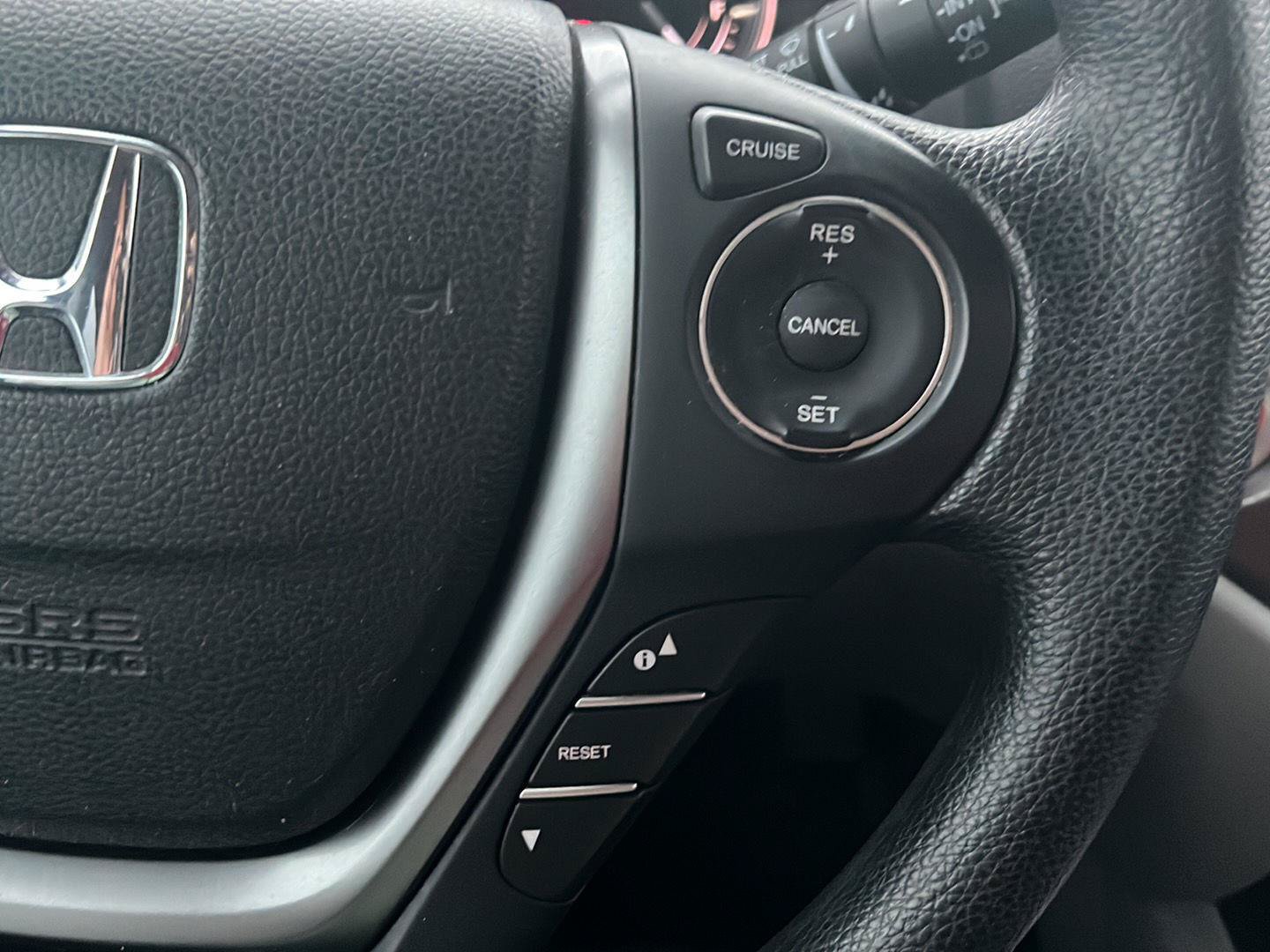 Used 2018 Honda Pilot LX image 9