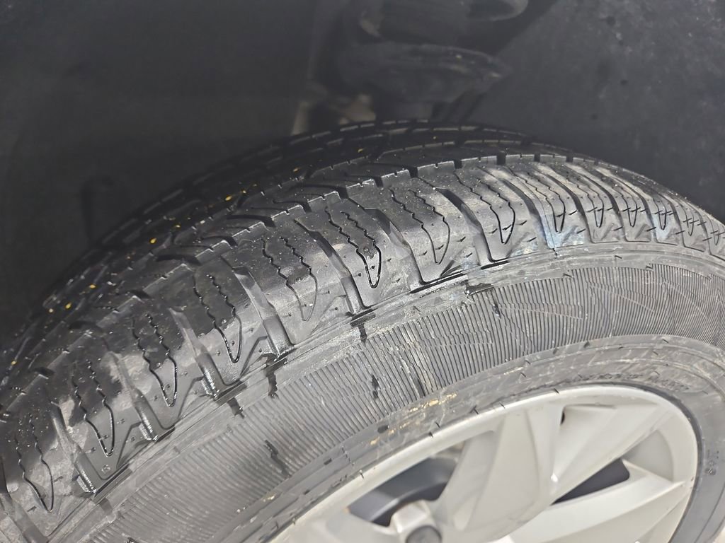 Used 2019 Volkswagen Atlas S image 26