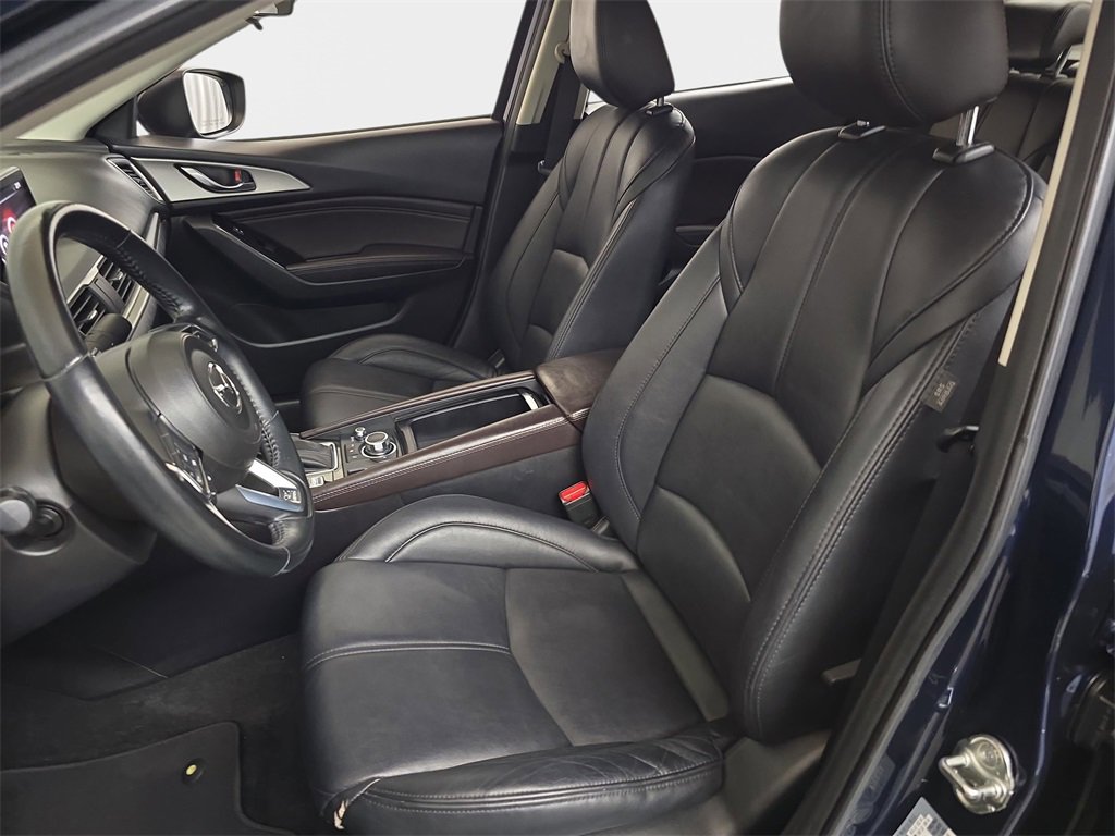 Used 2017 MAZDA MAZDA3 Touring image 17