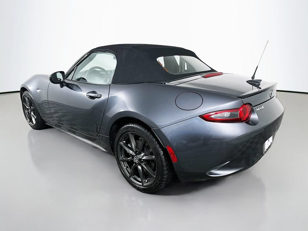 Used 2016 MAZDA MX-5 Miata Club RWD image 7