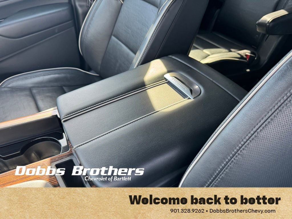 Used 2023 Cadillac Escalade Premium Luxury image 19