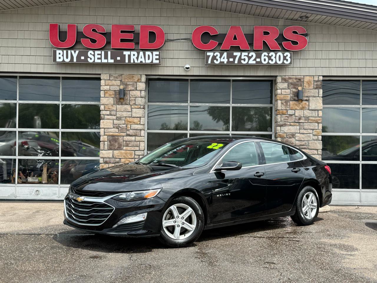 Used 2022 Chevrolet Malibu LT FWD image 3