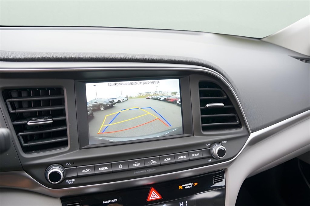 Used 2020 Hyundai Elantra SEL image 22