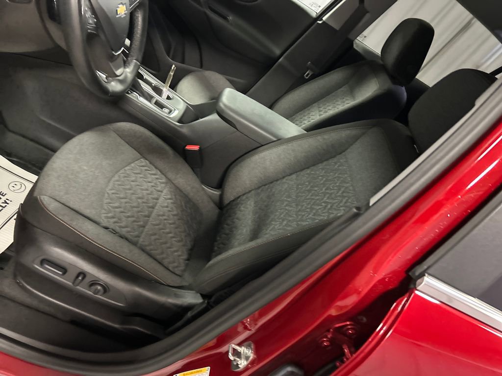 Used 2024 Chevrolet Equinox LT w/ LPO, Floor Liner Package image 12