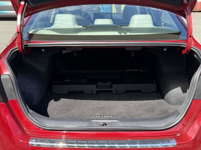Used 2023 Nissan Altima 2.5 SL AWD/4WD image 13