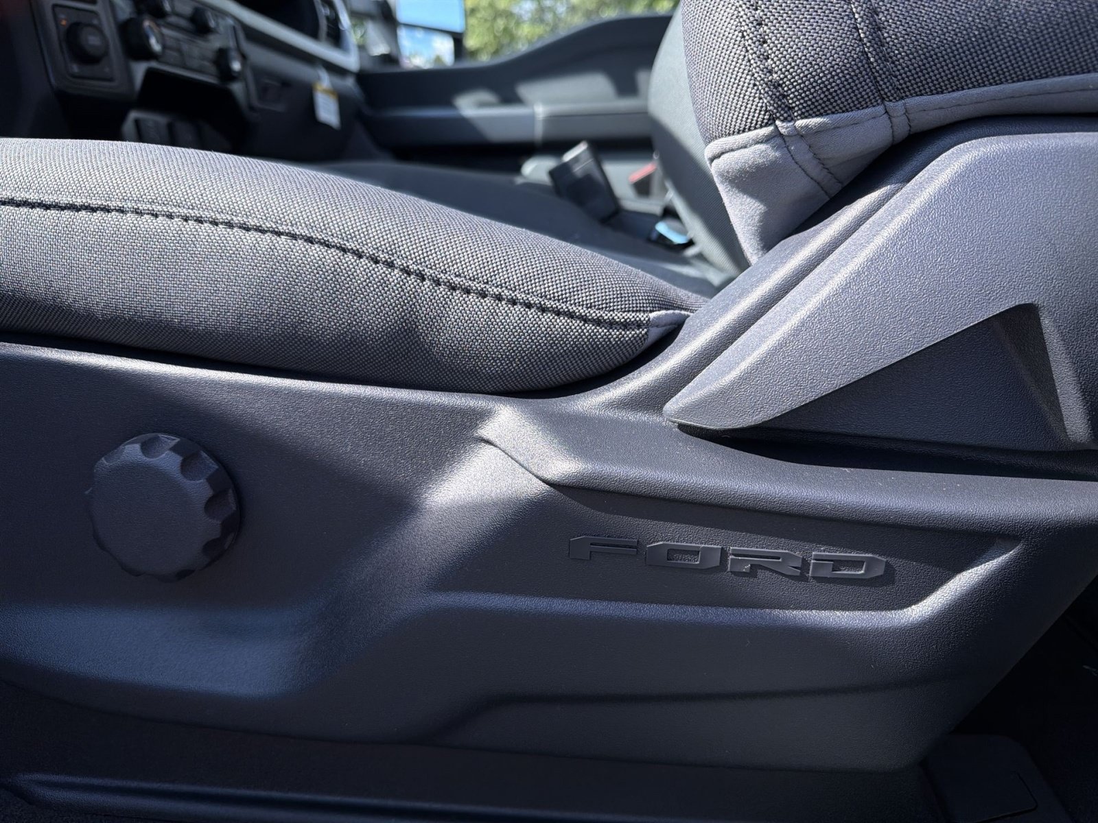 New 2027 Ford F350 XL AWD/4WD image 26