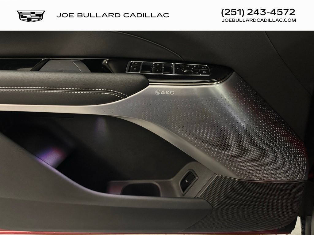 New 2026 Cadillac Lyriq Premium Luxury w/ LPO, Floor Liner Package AWD/4WD image 7
