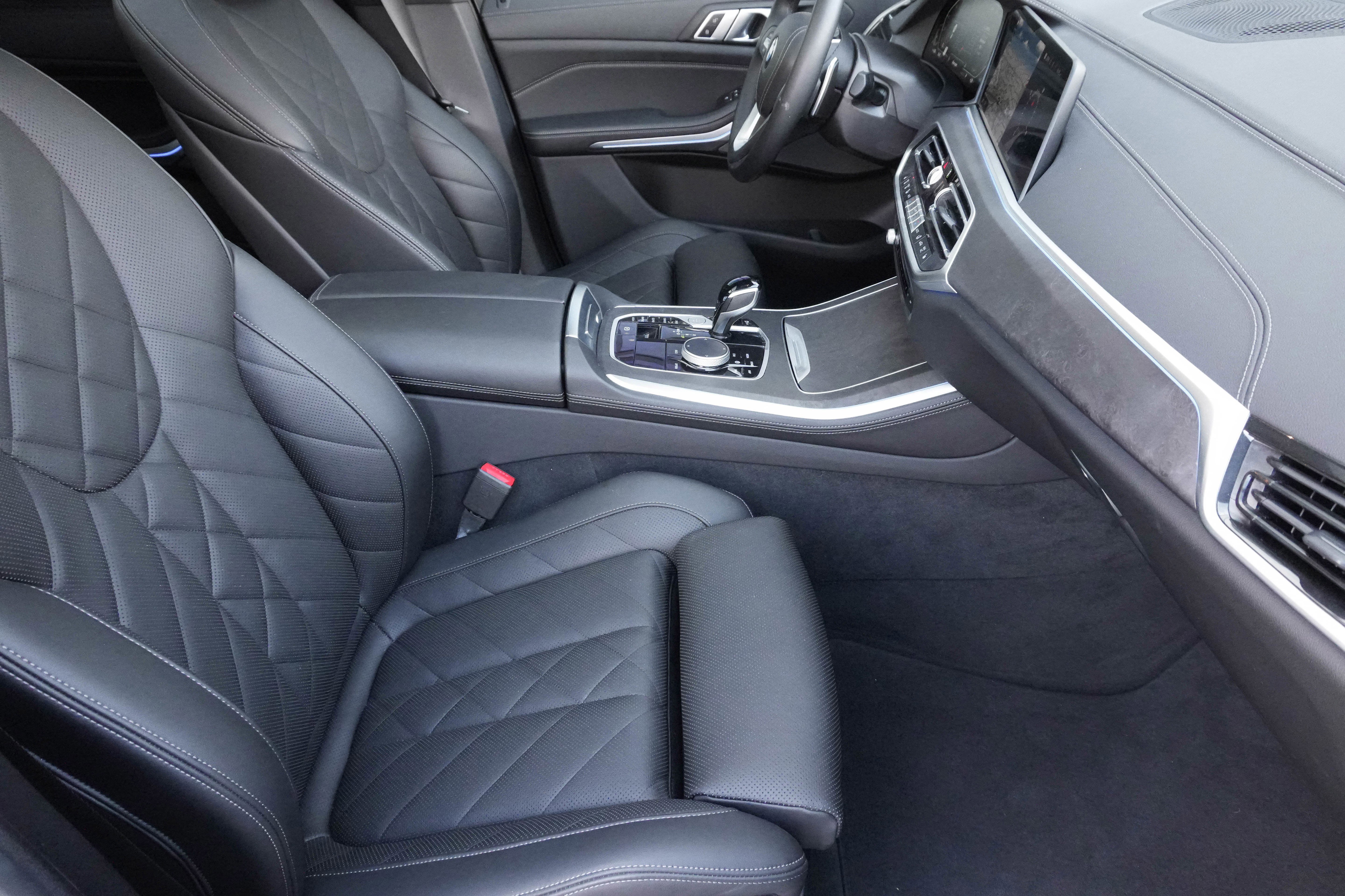 Certified 2023 BMW X5 sDrive40i w/ Premium Package image 13