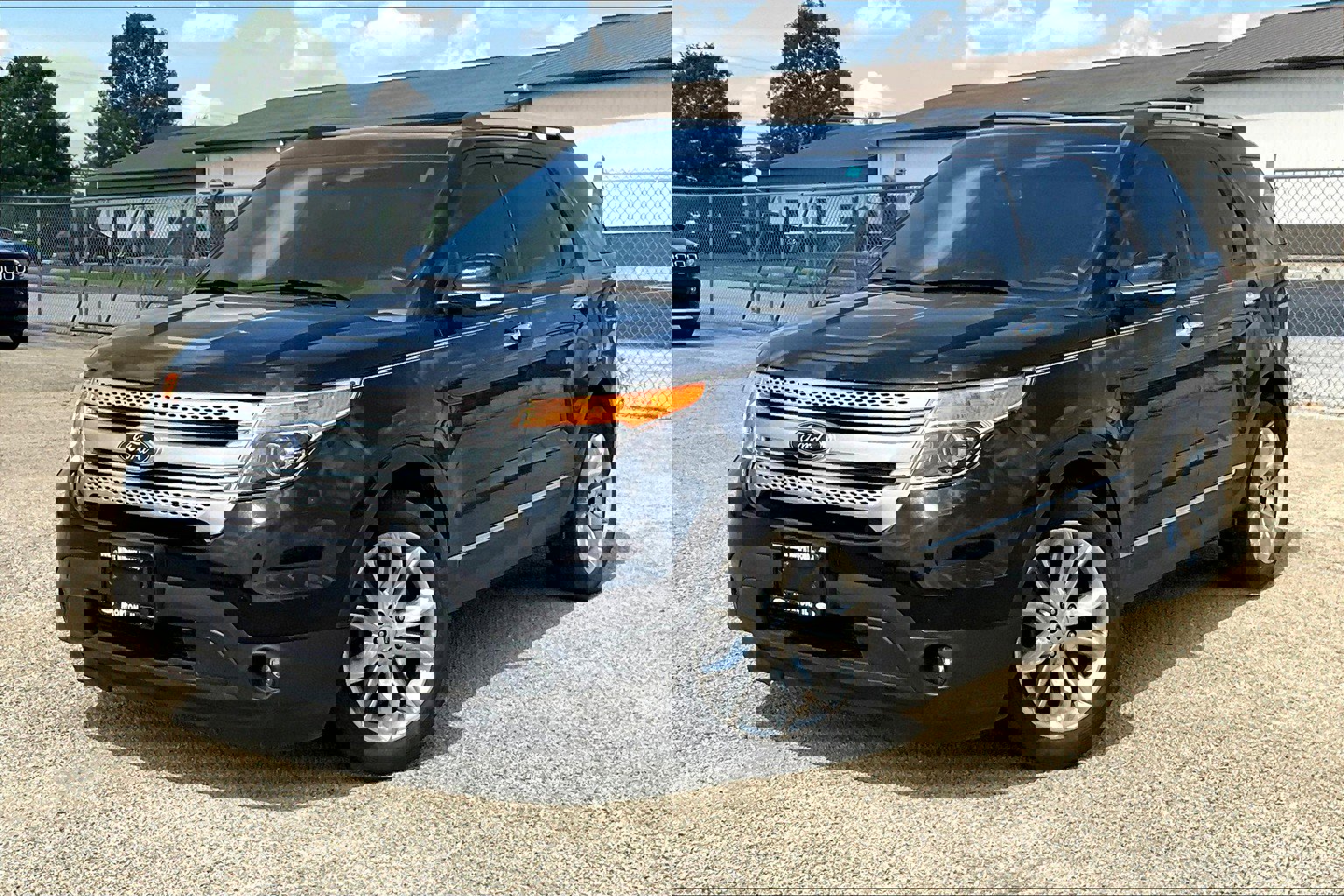 Used 2014 Ford Explorer XLT w/ Equipment Group 202A image 8