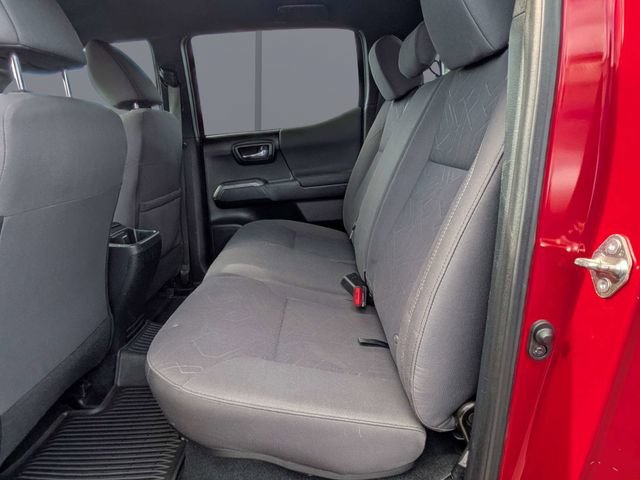 Used 2018 Toyota Tacoma TRD Off-Road AWD/4WD image 14