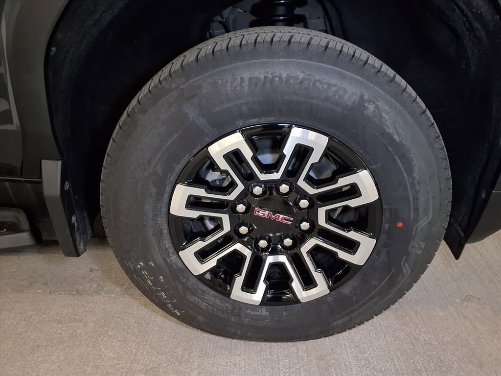 Used 2026 GMC Sierra EV Elevation w/ Premium Package AWD/4WD image 5