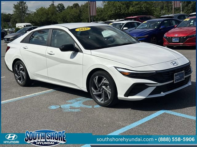 Certified 2025 Hyundai Elantra Sport w/ Cargo Package