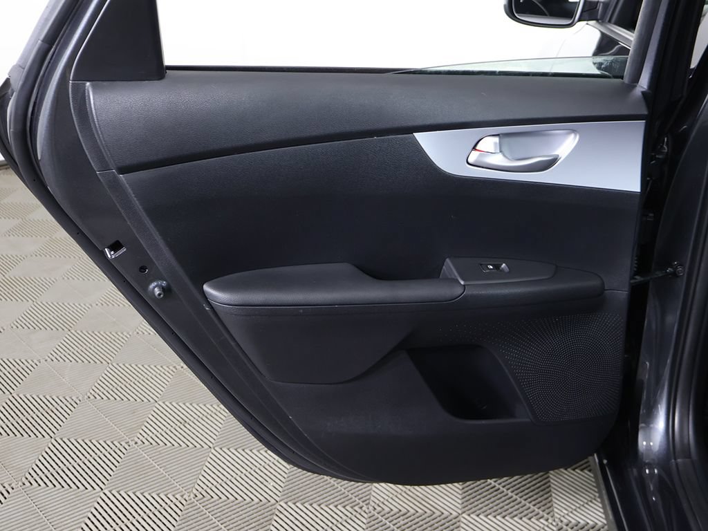 Certified 2024 Kia Forte LXS w/ LXS Technology Package FWD image 23