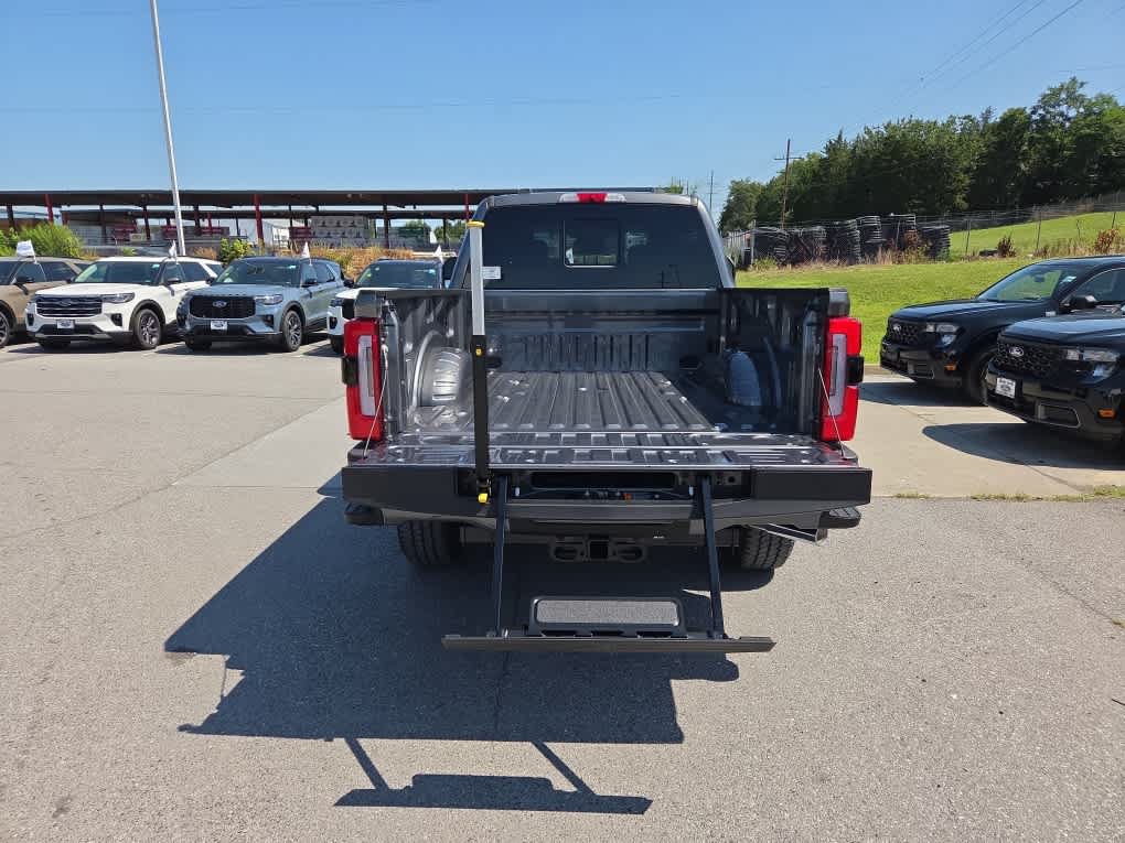 New 2026 Ford F350 Platinum AWD/4WD image 5