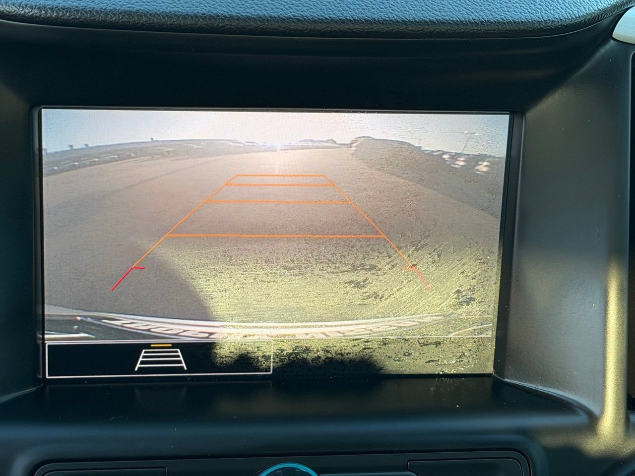 Used 2022 GMC Terrain SLE w/ Driver Convenience Package FWD image 26