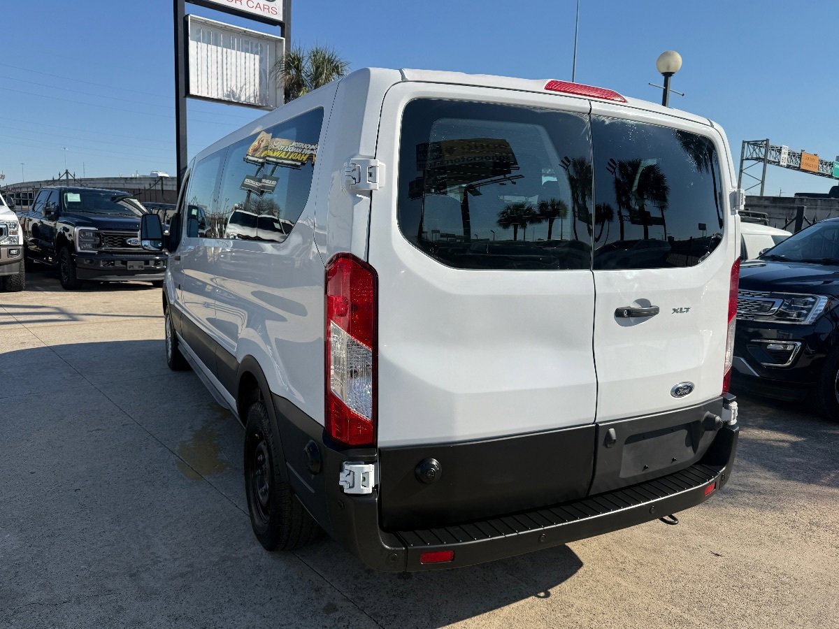 Used 2024 Ford Transit 350 XLT image 6