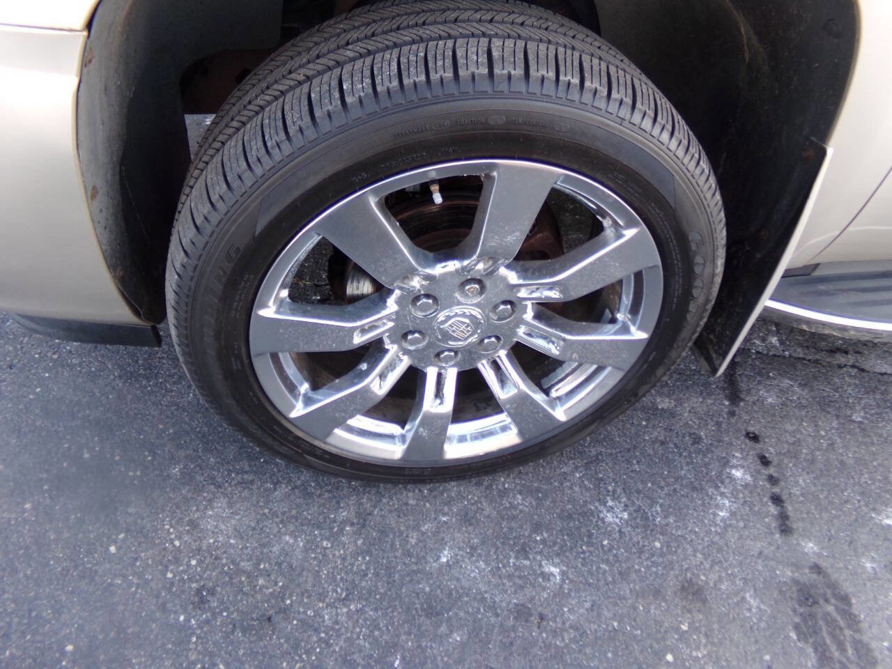 Used 2007 Cadillac Escalade AWD image 38