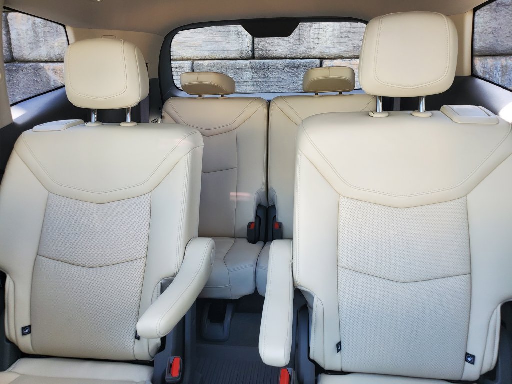 Used 2024 Cadillac XT6 Premium Luxury w/ LPO, Floor Liner Package AWD/4WD image 40